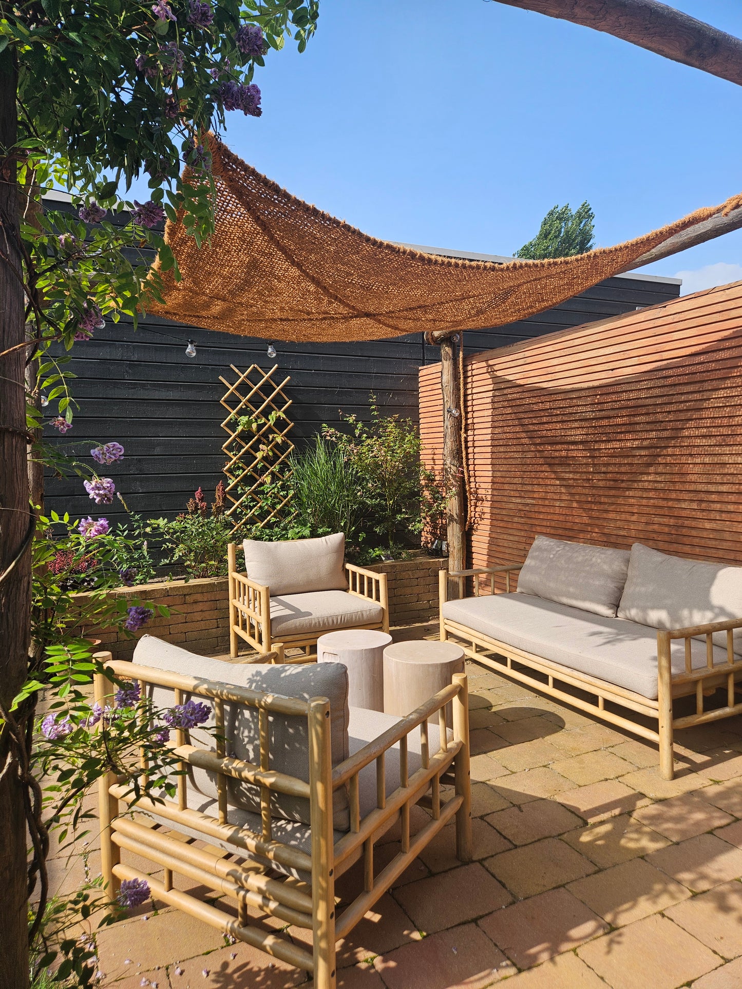 Shade sail triangle 3x3x3 meter